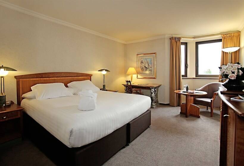 Номер Клуб, Millennium Hotel Paris Charles De Gaulle