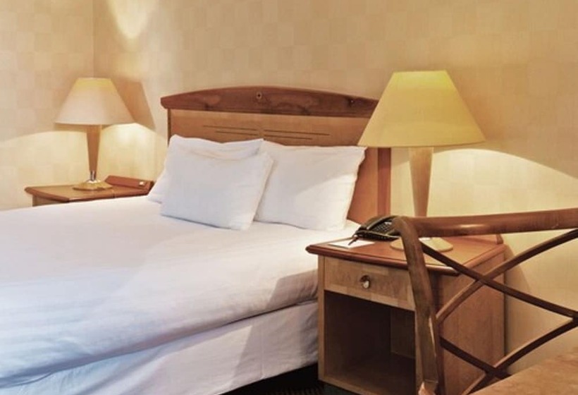 클럽 룸, Millennium Hotel Paris Charles De Gaulle