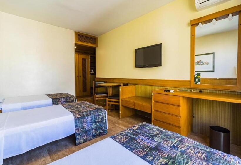 חדר דלוקס לשלושה, Ritter Hoteis