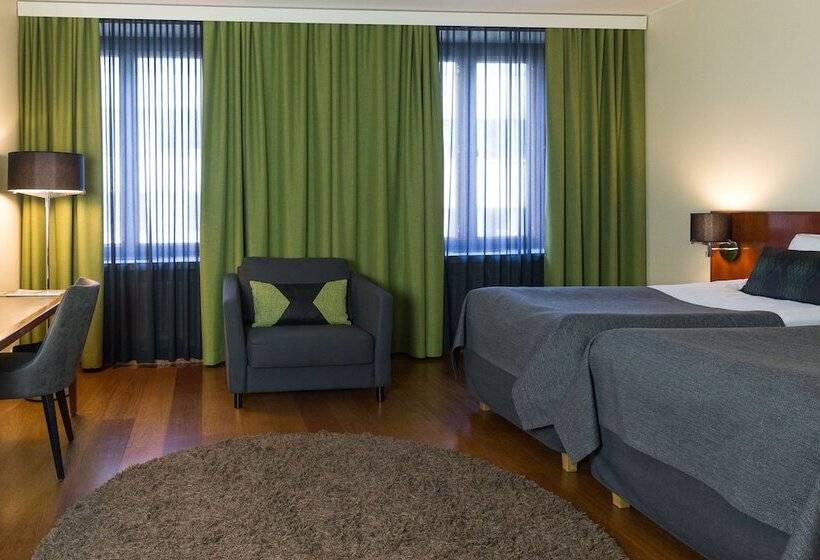 Номер Superior, Verso