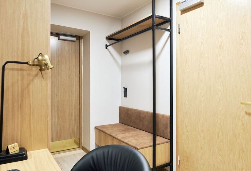 Номер Superior, Verso