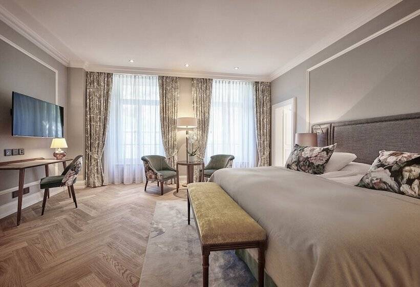 Номер Superior, Victoria Jungfrau Grand Hotel & Spa