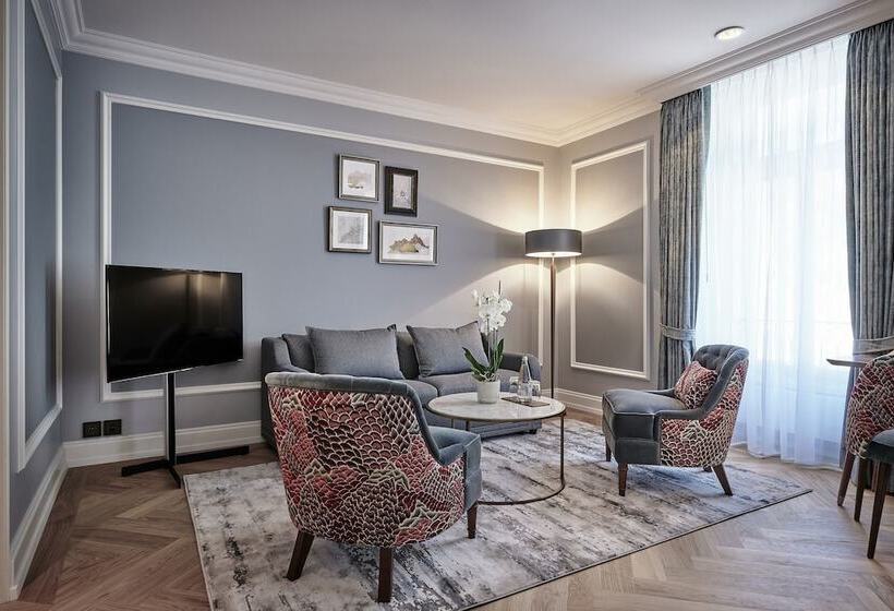 Полулюкс Superior, Victoria Jungfrau Grand Hotel & Spa