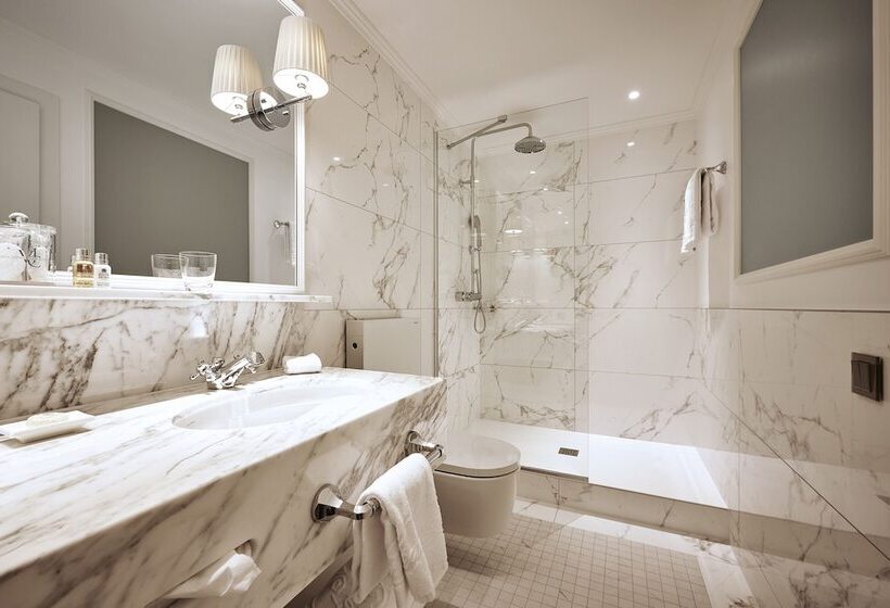 Полулюкс Повышенной Комфортности, Victoria Jungfrau Grand Hotel & Spa