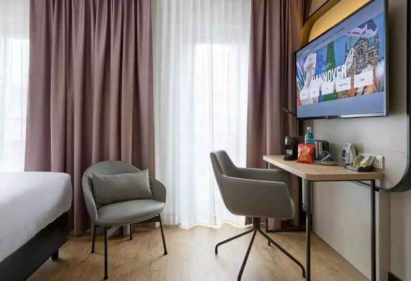 Standard Room with Balcony, June Six Hotel Hannover City