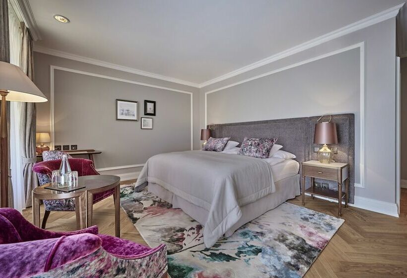 Номер Deluxe, Victoria Jungfrau Grand Hotel & Spa