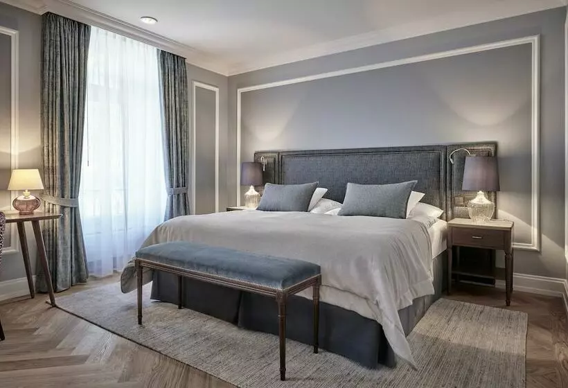 スーペリアージュニアスイート, Victoria Jungfrau Grand Hotel & Spa