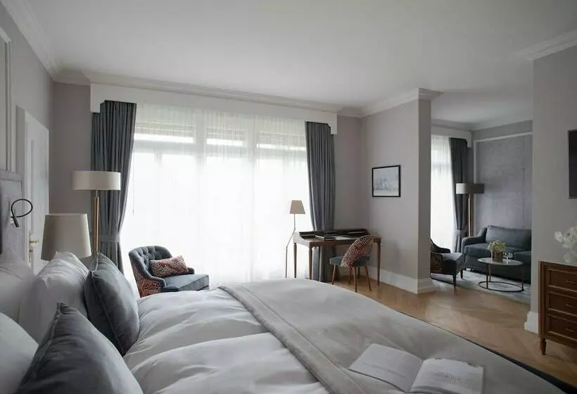 スーペリアージュニアスイート, Victoria Jungfrau Grand Hotel & Spa