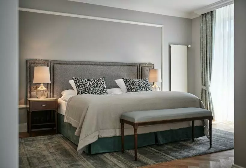 デラックスジュニアスイート, Victoria Jungfrau Grand Hotel & Spa