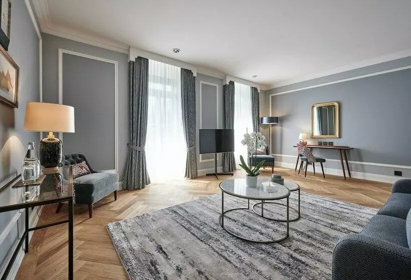 デラックスジュニアスイート, Victoria Jungfrau Grand Hotel & Spa