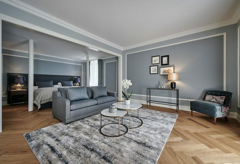 Полулюкс Повышенной Комфортности, Victoria Jungfrau Grand Hotel & Spa