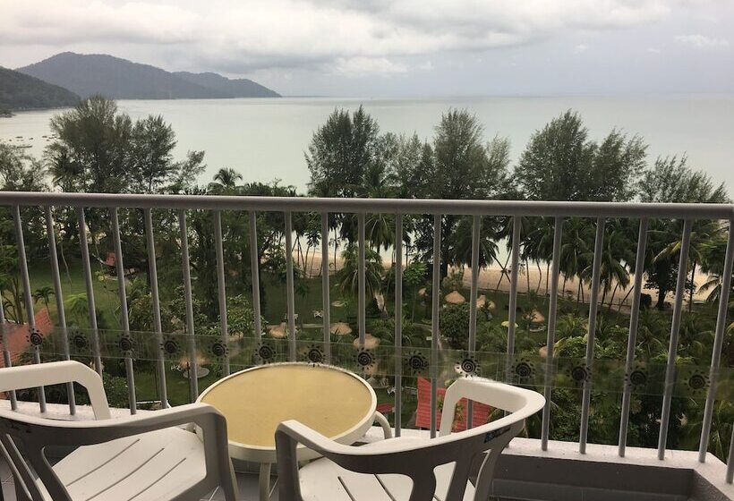 חדר דלוקס נוף לים, Bayview Beach Resort