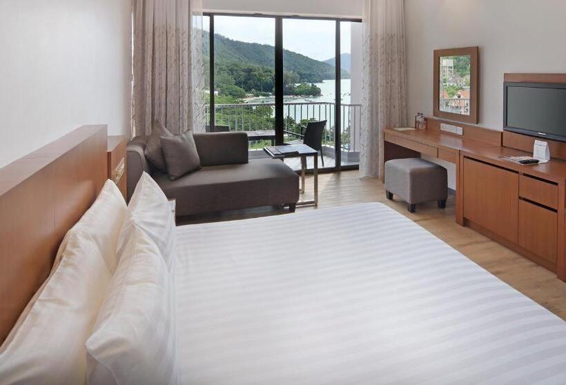 Номер Deluxe Вид на Море, Bayview Beach Resort