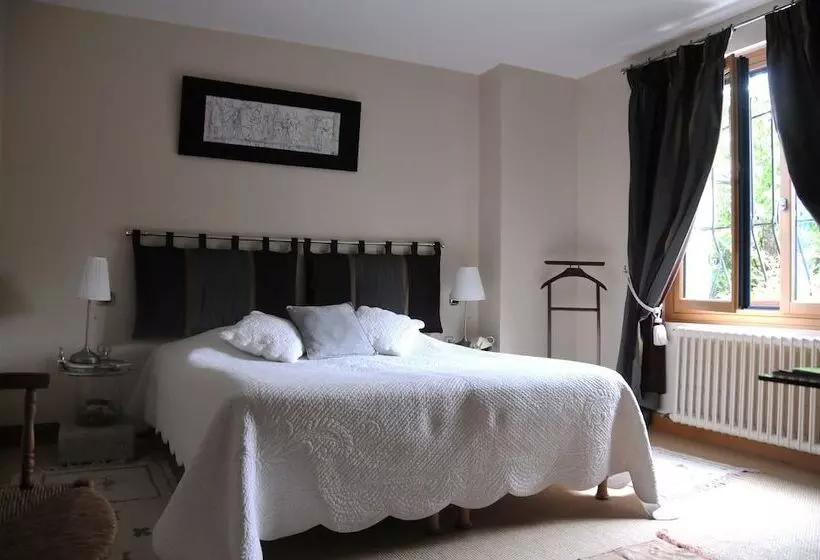 スーペリアールーム, Auberge Bretonne