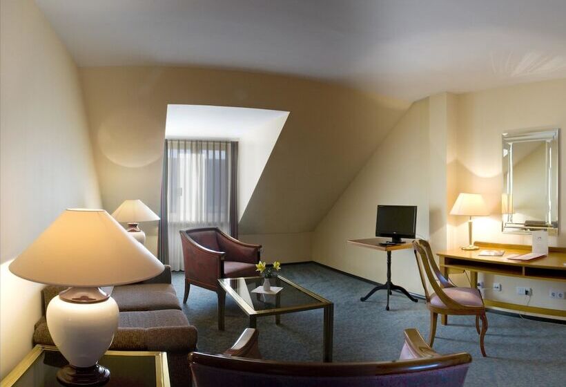 غرفة قياسية ثلاثية, Galerie Hotel Leipziger Hof