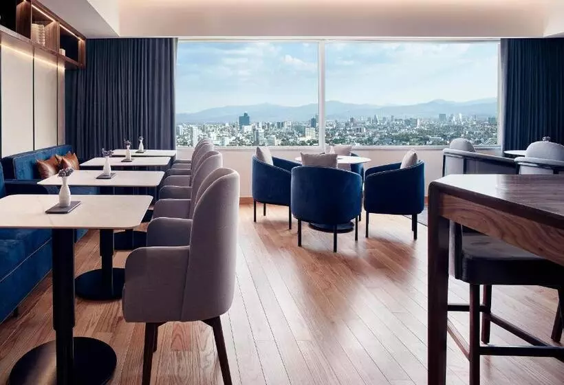 اتاق کلاب, Hyatt Regency Mexico City