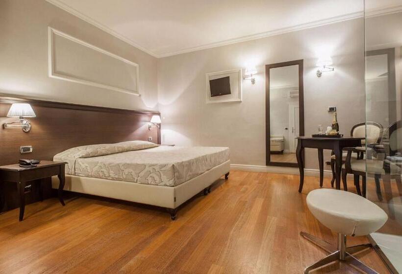 Superior Room, Lombardia