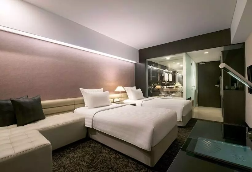 اتاق سوپریور با چشم‌انداز شهر, Pullman Jakarta Indonesia
