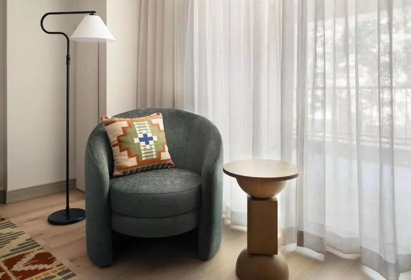 اتاق استاندارد با تخت بزرگ, San Ramon Marriott