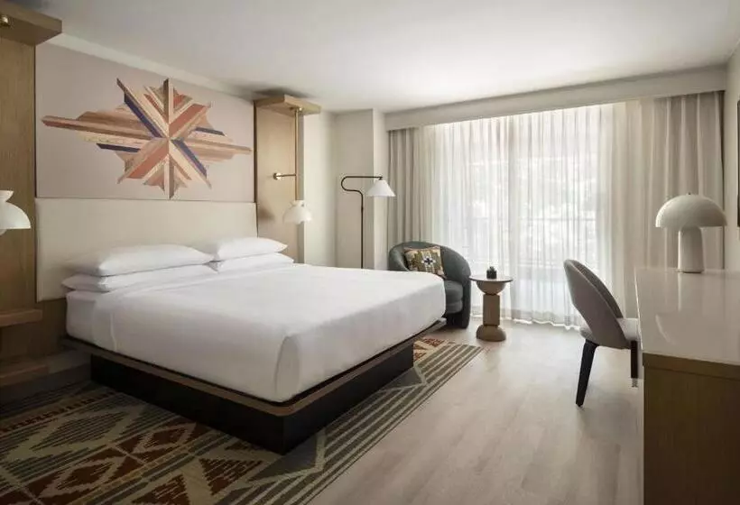 اتاق استاندارد با تخت بزرگ, San Ramon Marriott