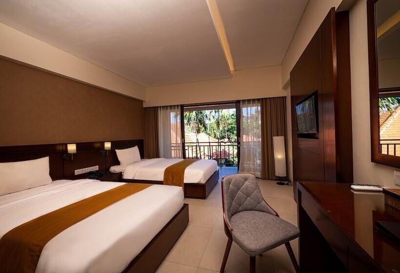 Номер Deluxe с Балконом, Yulia Beach Inn Kuta
