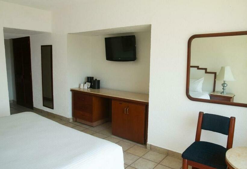Habitación Superior Vista Mar, Emporio Ixtapa   With Optional All Inclusive