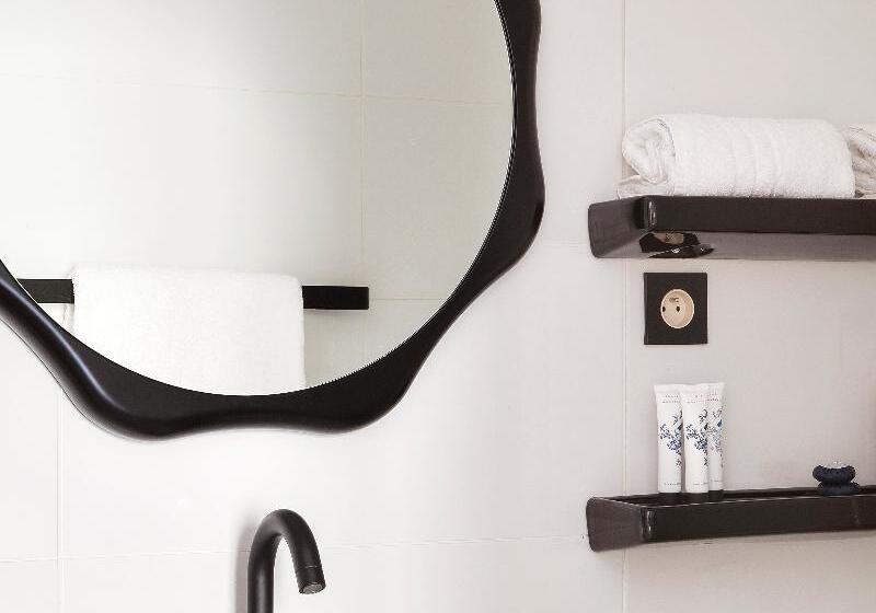 اتاق استاندارد چهار تخته, Bienvenue