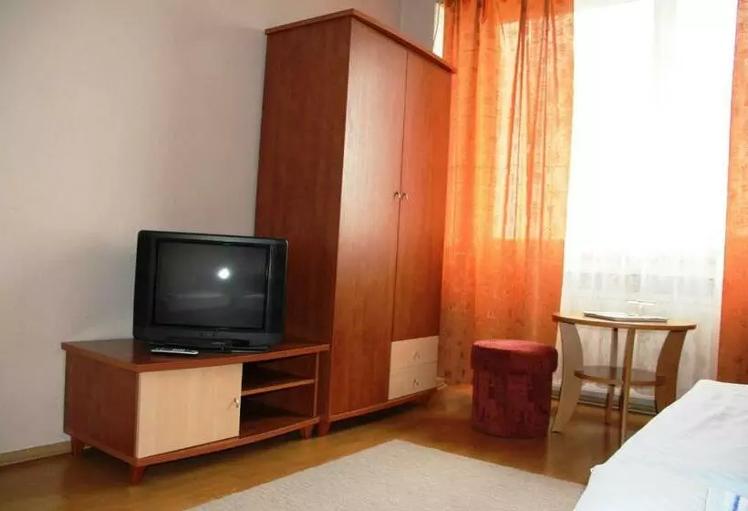 سوییت خانوادگی, Dom Techniky