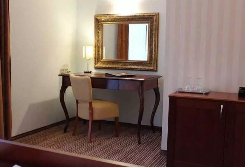 Standard-huone, Encian