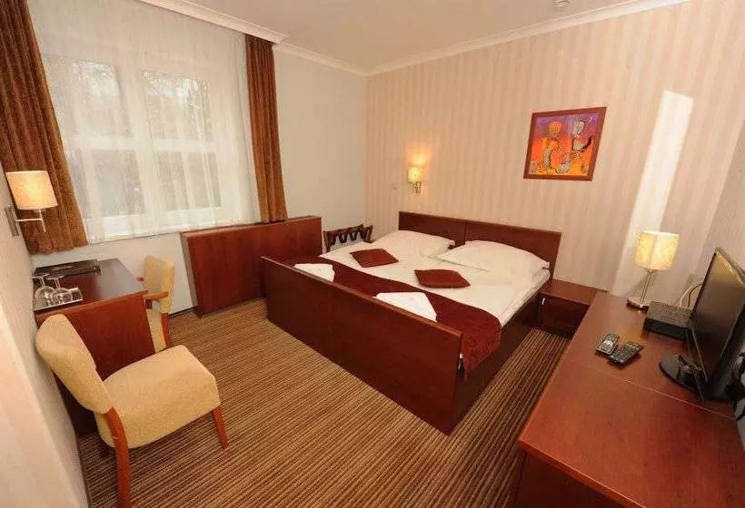 Standard-huone, Encian