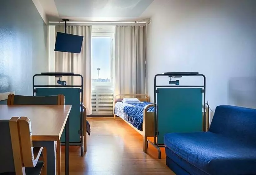 バス共有のスタンダードルーム, Eurohostel