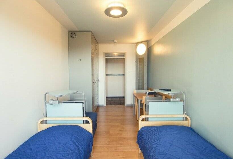 バス共有のスタンダードルーム, Eurohostel