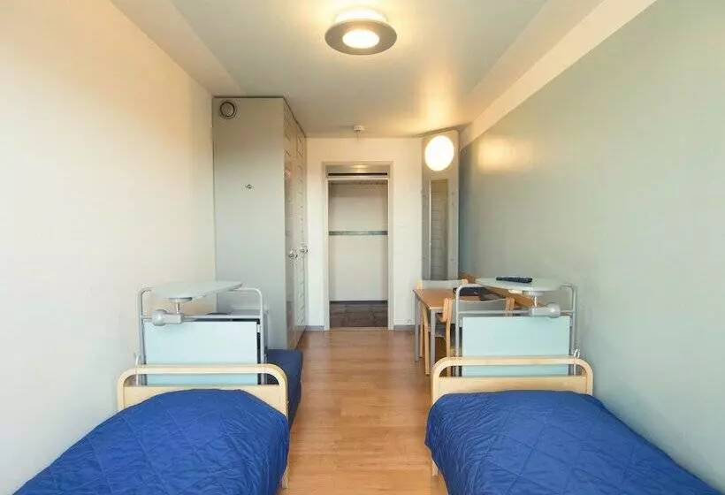 バス共有のスタンダードルーム, Eurohostel