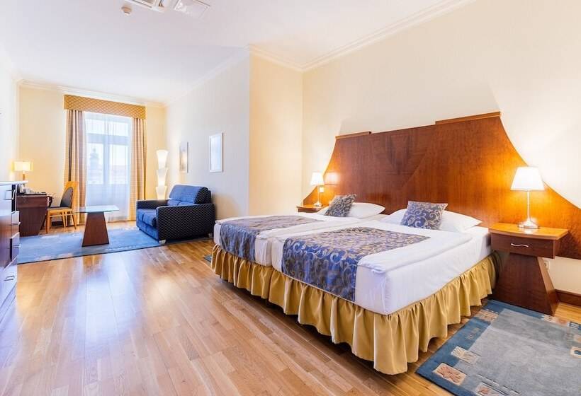 豪华房间, Grandhotel Zvon