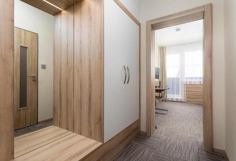 Номер Стандарт Индивидуальный, Koruna