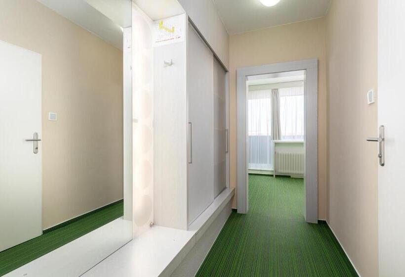 Люкс Повышенной Комфортности, Koruna