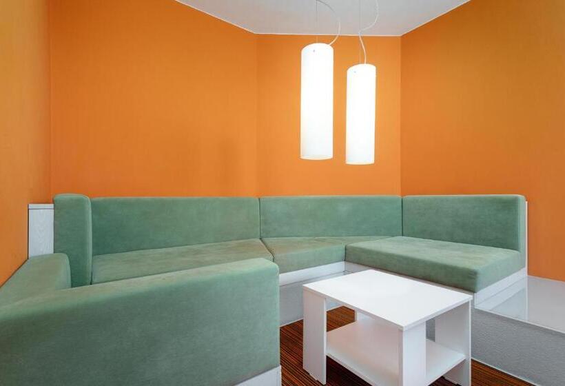 Люкс Повышенной Комфортности, Koruna