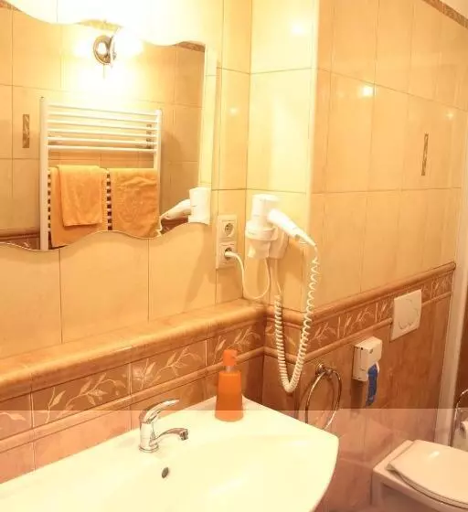 Komfort Zimmer, Lipa