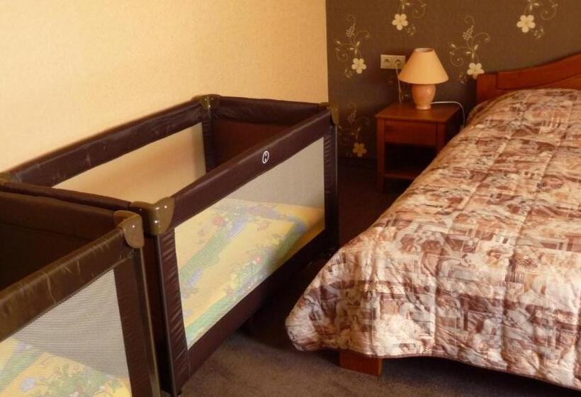 舒适型房间, Lipa