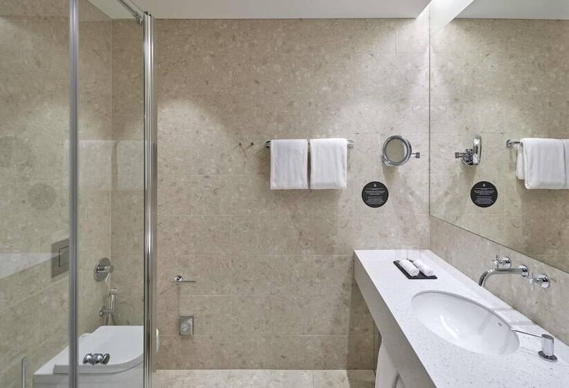 اتاق استاندارد, Neringa