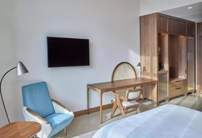 Quarto superior, Neringa