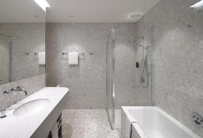 سوییت جونیور, Neringa