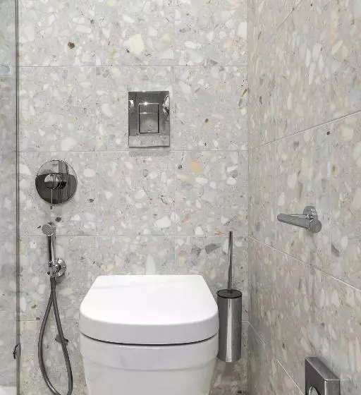 Quarto standard, Neringa