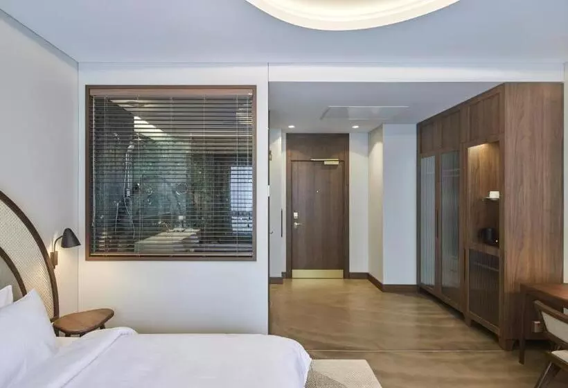 Quarto superior, Neringa