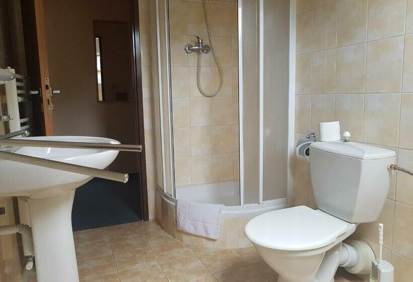 Standard Szoba, Pension Villa Berolina