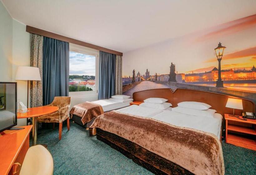 Номер Стандарт Трехместный, Plaza Prague Hotel Czech Leading Hotels