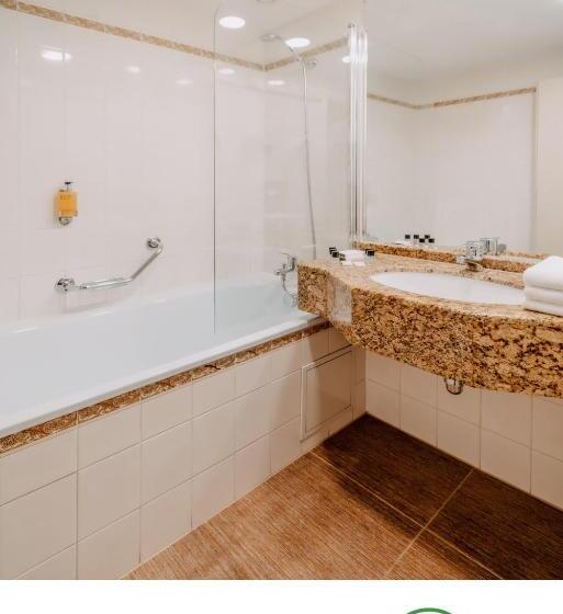 Номер Стандарт, Plaza Prague Hotel Czech Leading Hotels