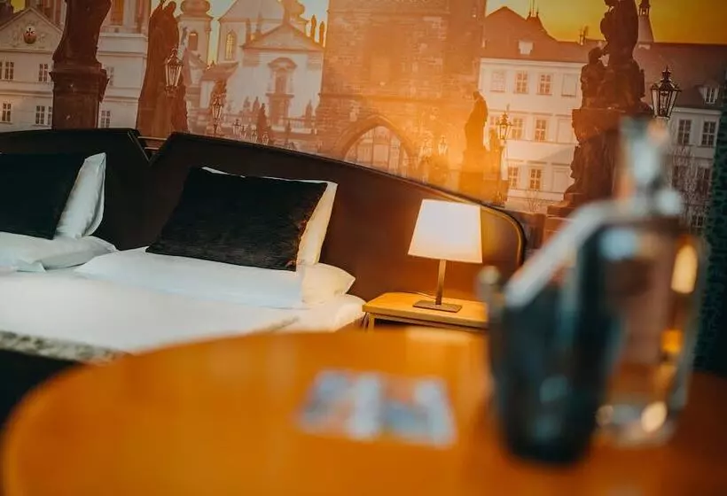 Standard Yhden Hengen Huone, Plaza Prague Hotel Czech Leading Hotels