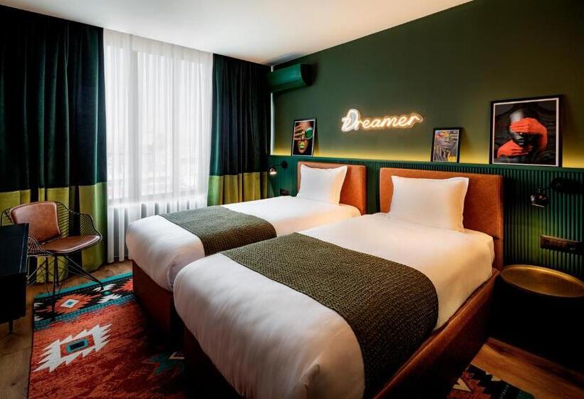 Номер Deluxe, Rila Hotel Sofia