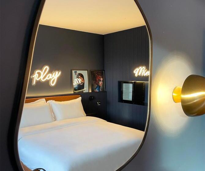 Номер Superior, Rila Hotel Sofia
